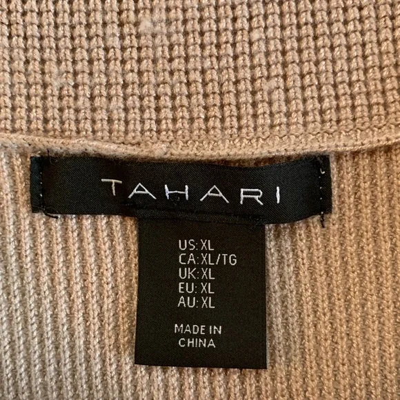 Tahari Sweater Jacket with Peter Pan collar and gold buttons - Picture 7 of 16